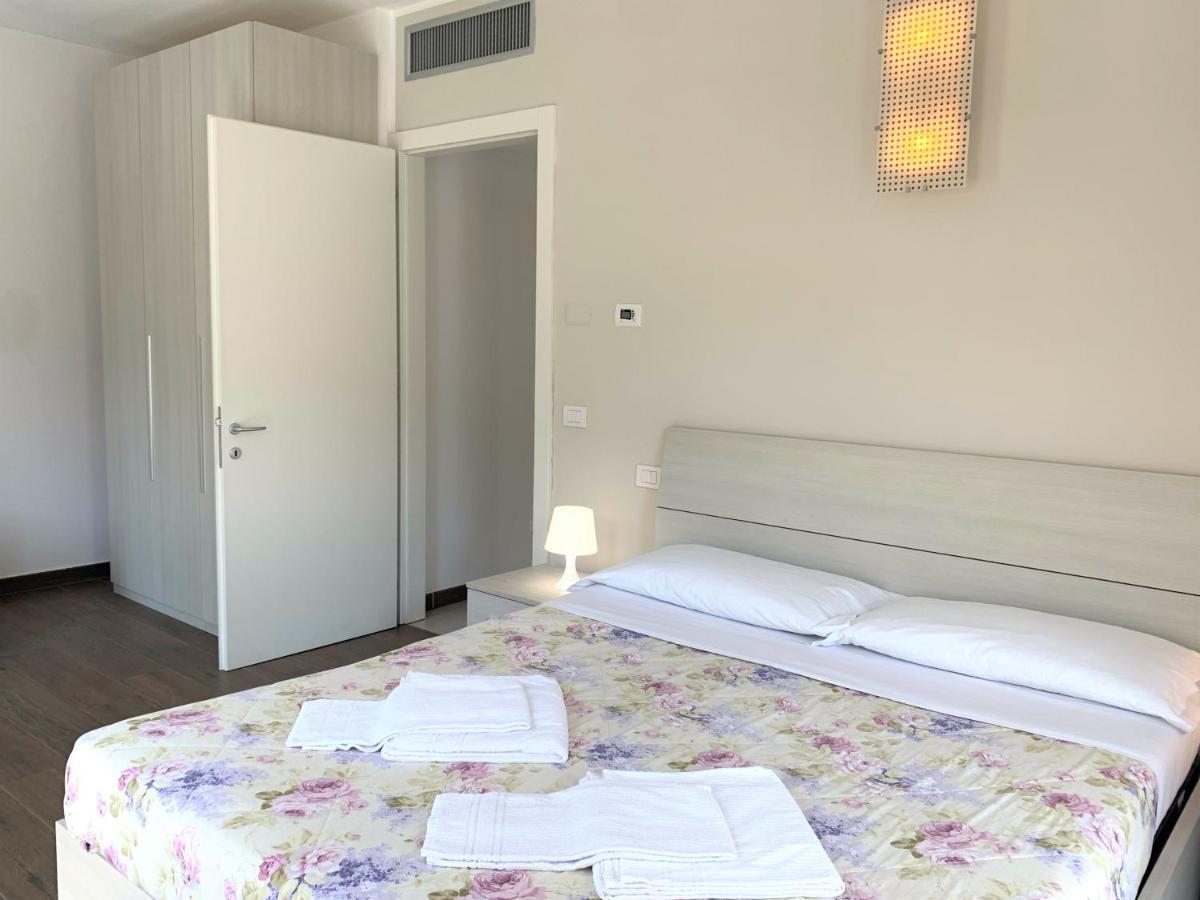 Camere E Case Vacanza Residenza Prealba Леванто Экстерьер фото