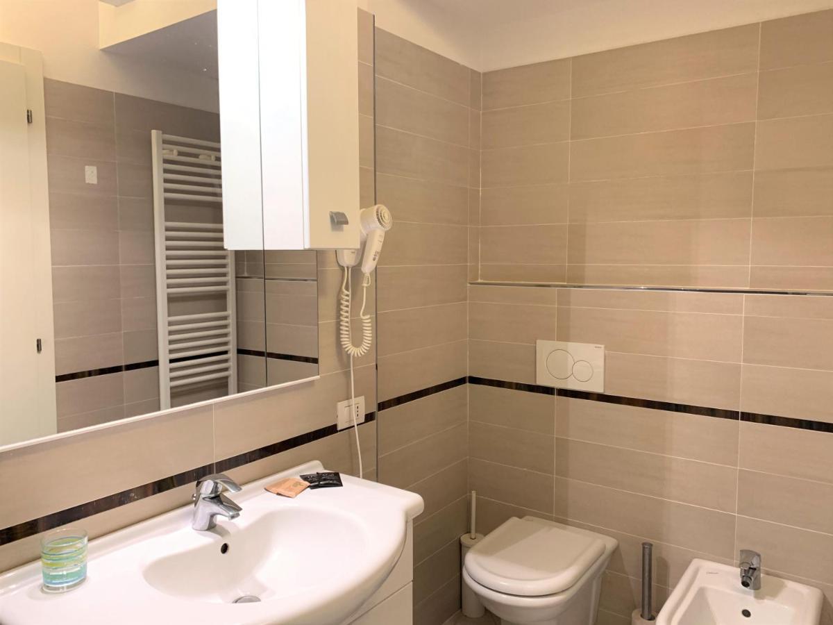 Camere E Case Vacanza Residenza Prealba Леванто Экстерьер фото