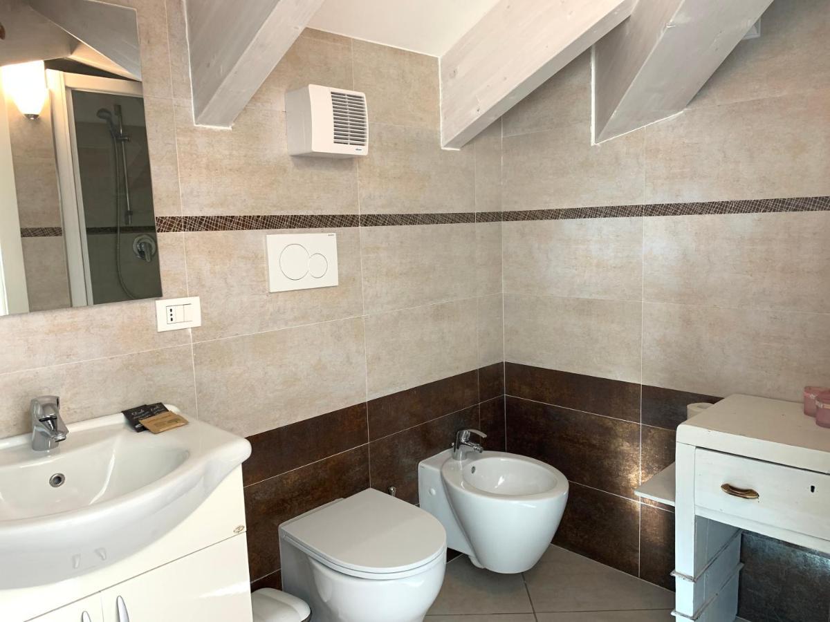 Camere E Case Vacanza Residenza Prealba Леванто Экстерьер фото