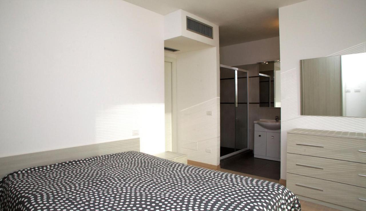 Camere E Case Vacanza Residenza Prealba Леванто Экстерьер фото